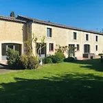 Casa de Férias Au Boom Coeur Forfait Spa, Diner & Petit-dejeuner Inclus Tourtenay