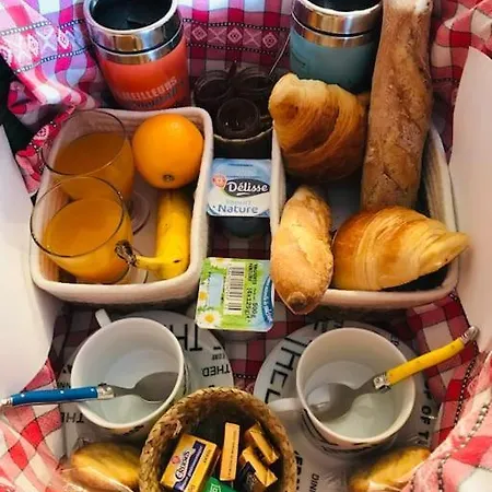 Au Boom Coeur Forfait Spa, Diner & Petit-dejeuner Inclus Nyaraló