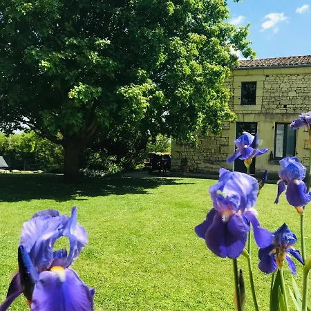 Hébergement de vacances Au Boom Coeur Forfait Spa, Diner & Petit-dejeuner Inclus *