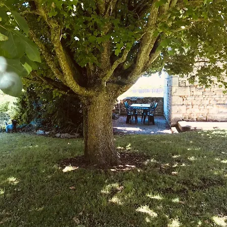 Au Boom Coeur Forfait Spa, Diner & Petit-dejeuner Inclus Nyaraló Tourtenay