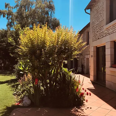 Au Boom Coeur Forfait Spa, Diner & Petit-dejeuner Inclus Nyaraló Tourtenay