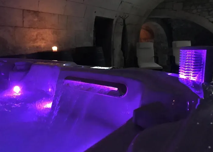 Au Boom Coeur Forfait Spa, Dîner&petit-déjeuner Inclus Hébergement de vacances Tourtenay